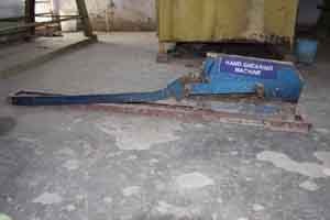 Hand Shearing Machine (Sheet Cutting) Image of Hand Shearing Machine (Sheet Cutting)