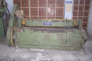 Under Crank Power Shearing Machine Image of Under Crank Power Shearing Machine